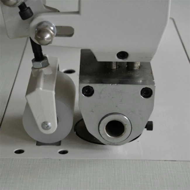 Ultrasonic pressing machine